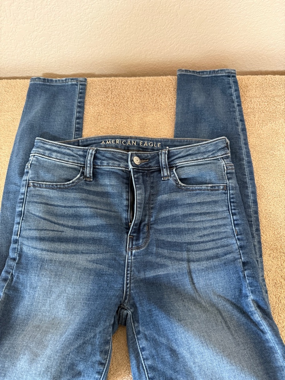 American Eagle Outfitters Women’s Medium Blue Skinny Jeans